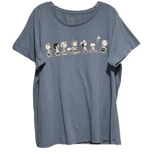 Women's 0X Peanuts T-Shirt Characters Snoopy Woodstock Charlie Brown Skateboard